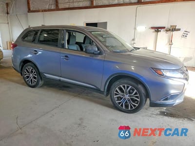 Czwarte zdjęcie samochodu z boku: 2018 MITSUBISHI OUTLANDER ES VIN:JA4AD2A31JJ002794 - miniatura