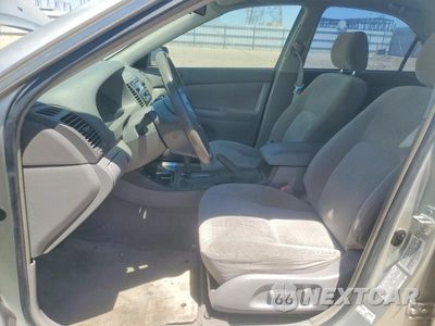 Zdjęcie 7 z 12 samochodu: 2003 TOYOTA CAMRY LE VIN:JTDBE32K930167889 - miniatura