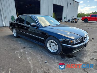 Czwarte zdjęcie samochodu z boku: 1998 BMW 740 I AUTOMATIC VIN:WBAGF832XWDL57399 - miniatura