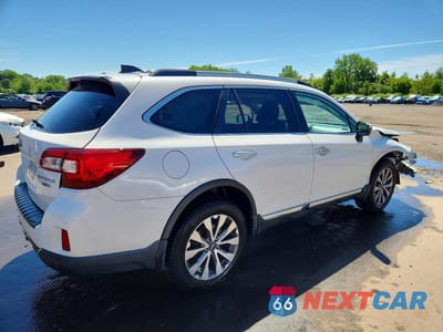 Trzecie zdjęcie samochodu z tyłu: 2017 SUBARU OUTBACK TOURING VIN:4S4BSETC9H3352053 - miniatura