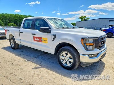 Czwarte zdjęcie samochodu z boku: 2023 FORD F150 SUPERCREW VIN:1FTFW1E53PKE42837 - miniatura