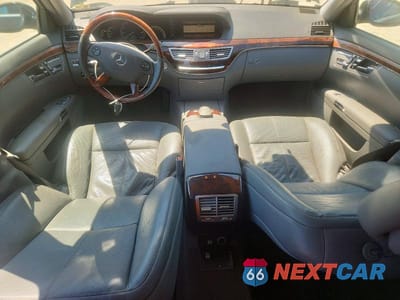 Zdjęcie 8 z 12 samochodu: 2008 MERCEDES-BENZ S 550 VIN:WDDNG71X58A175880 - miniatura