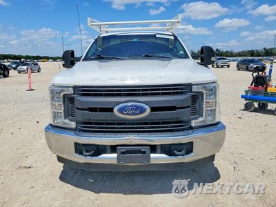 Piąte zdjęcie samochodu w środku: 2019 FORD F250 SUPER DUTY VIN:1FT7X2A67KED14971 - miniatura