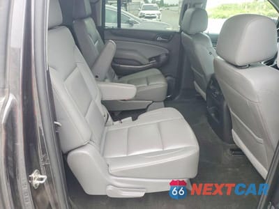 Zdjęcie 11 z 13 samochodu: 2017 CHEVROLET SUBURBAN K1500 LT VIN:1GNSKHKC5HR263544 - miniatura
