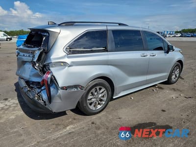 Trzecie zdjęcie samochodu z tyłu: 2022 TOYOTA SIENNA LE VIN:5TDKRKEC7NS083332 - miniatura