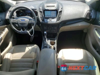 Zdjęcie 8 z 13 samochodu: 2017 FORD ESCAPE TITANIUM VIN:1FMCU0JD0HUC13274 - miniatura