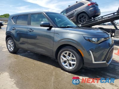 Czwarte zdjęcie samochodu z boku: 2025 KIA SOUL LX VIN:KNDJ23AU1S7969012 - miniatura