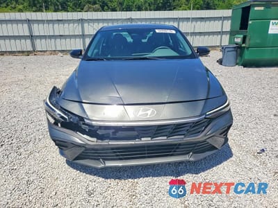 Piąte zdjęcie samochodu w środku: 2025 HYUNDAI ELANTRA SEL SPORT VIN:KMHLM4DG4SU949395 - miniatura