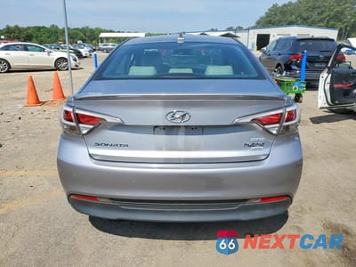 Zdjęcie 6 z 12 samochodu: 2017 HYUNDAI SONATA PLUG-IN HYBRID LIMITED VIN:KMHE54L22HA045177 - miniatura