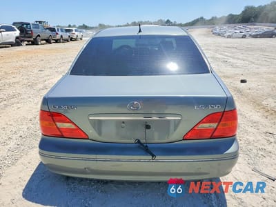 Zdjęcie 6 z 12 samochodu: 2003 LEXUS LS 430 VIN:JTHBN30F330103139 - miniatura