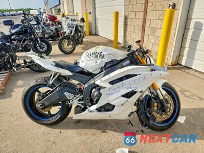 2007 YAMAHA YZFR6 L JYARJ12E77A019180 - główne zdjęcie licytacji z USA - miniatura