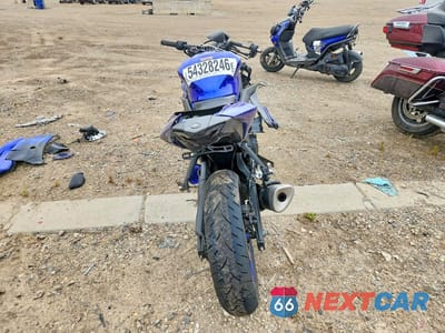 Czwarte zdjęcie samochodu z boku: 2019 YAMAHA YZFR3 VIN:MH3RH17Y5KK001610 - miniatura