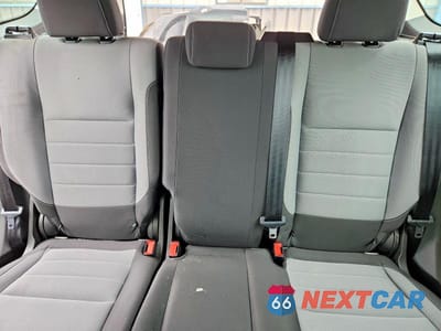 Zdjęcie 10 z 13 samochodu: 2019 FORD ESCAPE S VIN:1FMCU0F78KUA90799 - miniatura