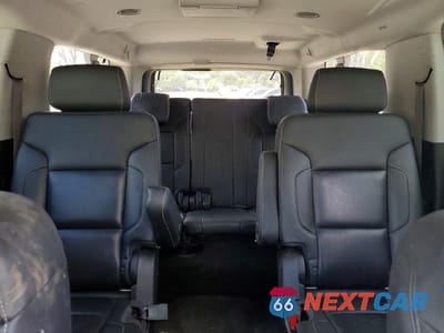 Zdjęcie 10 z 13 samochodu: 2017 CHEVROLET SUBURBAN K1500 PREMIER VIN:1GNSKJKC1HR292577 - miniatura