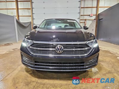 Piąte zdjęcie samochodu w środku: 2024 VOLKSWAGEN JETTA S VIN:3VW5M7BU1RM071394 - miniatura