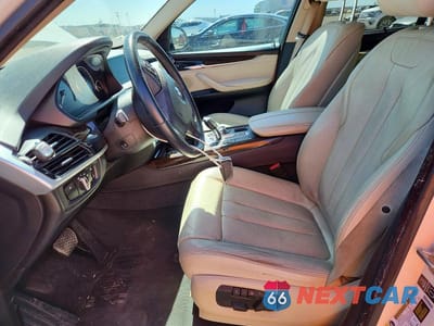 Zdjęcie 7 z 13 samochodu: 2014 BMW X5 SDRIVE35I VIN:5UXKR2C52E0H31314 - miniatura