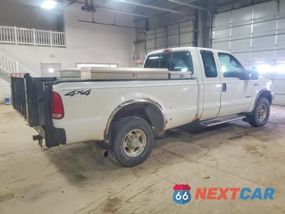 Trzecie zdjęcie samochodu z tyłu: 2004 FORD F350 SRW SUPER DUTY VIN:1FTSX31P14EB14356 - miniatura