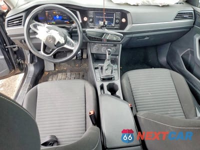 Zdjęcie 8 z 12 samochodu: 2024 VOLKSWAGEN JETTA S VIN:3VW5M7BU1RM030893 - miniatura