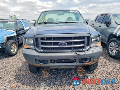 Piąte zdjęcie samochodu w środku: 2004 FORD F250 SUPER DUTY VIN:1FTNF21L24EA69841 - miniatura