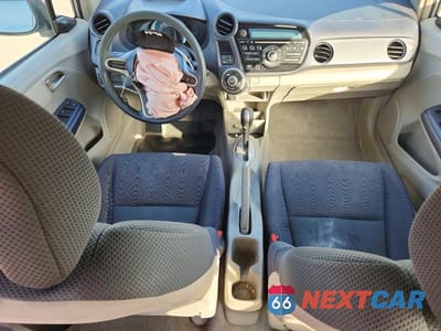 Zdjęcie 8 z 13 samochodu: 2010 HONDA INSIGHT LX VIN:JHMZE2H58AS040058 - miniatura