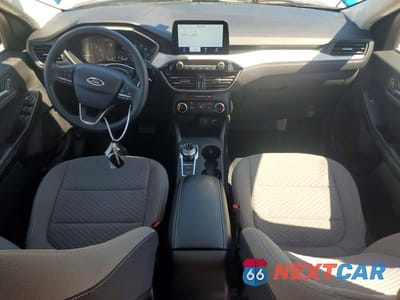 Zdjęcie 8 z 13 samochodu: 2021 FORD ESCAPE SE VIN:1FMCU9G67MUB06908 - miniatura