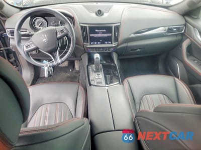 Zdjęcie 8 z 13 samochodu: 2022 MASERATI LEVANTE BASE VIN:ZN661XUA9NX397160 - miniatura