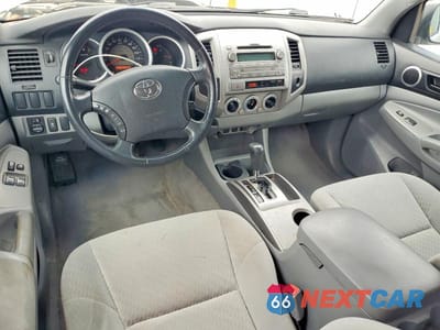 Zdjęcie 8 z 12 samochodu: 2010 TOYOTA TACOMA ACCESS CAB VIN:5TETX4CNXAZ715098 - miniatura