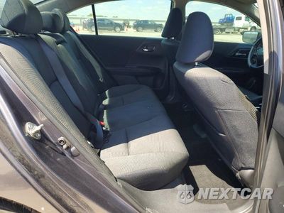 Zdjęcie 10 z 13 samochodu: 2017 HONDA ACCORD LX VIN:1HGCR2F38HA266373 - miniatura
