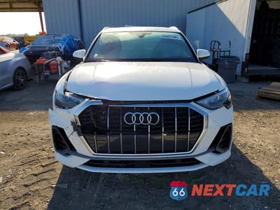 Piąte zdjęcie samochodu w środku: 2021 AUDI Q3 PREMIUM S LINE 45 VIN:WA1DECF38M1056204 - miniatura