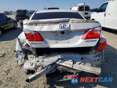 Zdjęcie 6 z 12 samochodu: 2015 HONDA ACCORD SPORT VIN:1HGCR2F54FA185790 - miniatura