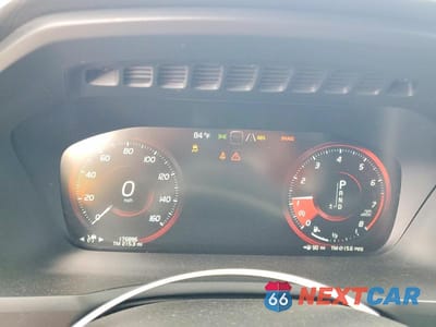 Zdjęcie 9 z 13 samochodu: 2018 VOLVO XC90 T5 VIN:YV4102KM7J1199640 - miniatura