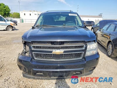 Piąte zdjęcie samochodu w środku: 2011 CHEVROLET TAHOE K1500 LS VIN:1GNSKAE00BR115575 - miniatura