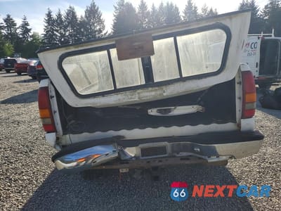 Zdjęcie 6 z 12 samochodu: 1999 CHEVROLET SILVERADO K2500 VIN:1GCGK29U4XE179778 - miniatura