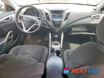 Zdjęcie 8 z 13 samochodu: 2015 HYUNDAI VELOSTER BASE VIN:KMHTC6AD2FU242892 - miniatura