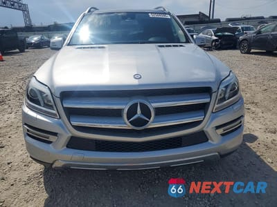 Piąte zdjęcie samochodu w środku: 2014 MERCEDES-BENZ GL 450 4MATIC VIN:4JGDF7CE7EA430086 - miniatura