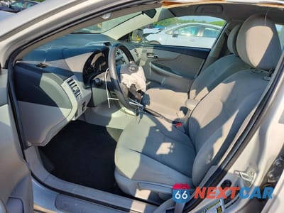 Zdjęcie 7 z 12 samochodu: 2013 TOYOTA COROLLA LE VIN:2T1BU4EE2DC117728 - miniatura
