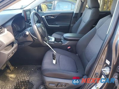 Zdjęcie 7 z 13 samochodu: 2019 TOYOTA RAV4 XLE VIN:2T3R1RFV0KW082158 - miniatura