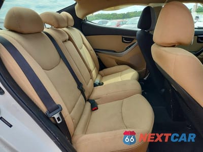 Zdjęcie 10 z 13 samochodu: 2013 HYUNDAI ELANTRA GLS VIN:5NPDH4AE8DH356751 - miniatura