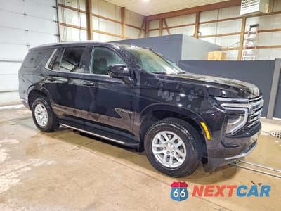Czwarte zdjęcie samochodu z boku: 2026 CHEVROLET TAHOE K1500 LT VIN:1GNS6NKD7TR201602 - miniatura