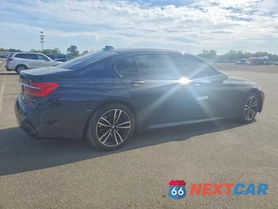 Trzecie zdjęcie samochodu z tyłu: 2019 BMW 740 XI VIN:WBA7E4C51KGV70286 - miniatura
