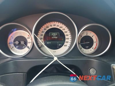 Zdjęcie 9 z 12 samochodu: 2016 MERCEDES-BENZ E 250 BLUETEC VIN:WDDHF9HB5GB204163 - miniatura