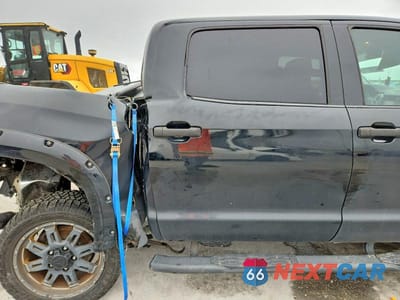 Zdjęcie 10 z 12 samochodu: 2016 TOYOTA TUNDRA SR5 VIN:5TFDW5F19GX556550 - miniatura