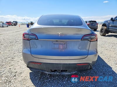 Zdjęcie 6 z 14 samochodu: 2025 TESLA MODEL Y VIN:7SAYGDEE7SF265547 - miniatura