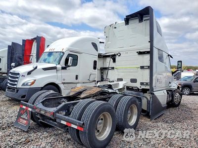 Czwarte zdjęcie samochodu z boku: 2026 VOLVO VNL SEMI TRUCK VIN:4V4BC9EH8TN698243 - miniatura
