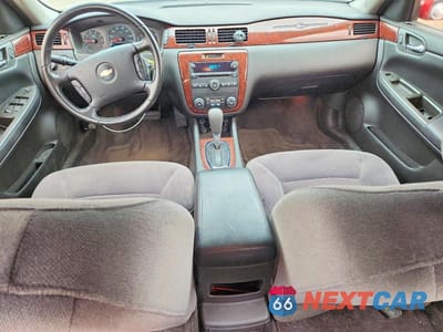Zdjęcie 8 z 12 samochodu: 2010 CHEVROLET IMPALA LT VIN:2G1WB5EKXA1111312 - miniatura