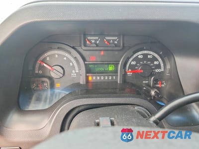 Zdjęcie 9 z 13 samochodu: 2013 FORD E450 BOX TRUCK VIN:1FDXE4FS0DDB16924 - miniatura