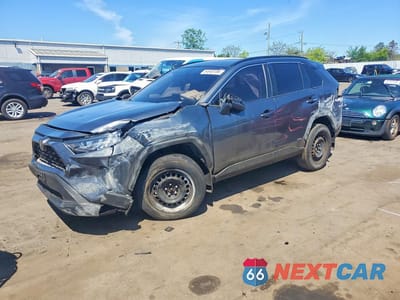 2021 TOYOTA RAV4 LE 2T3F1RFV3MC156714 - główne zdjęcie licytacji z USA - miniatura