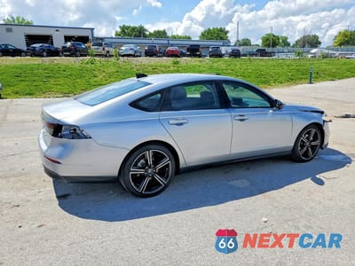 Trzecie zdjęcie samochodu z tyłu: 2026 HONDA ACCORD SE VIN:1HGCY1F45TA020007 - miniatura