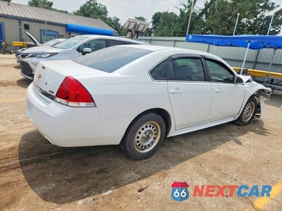 Trzecie zdjęcie samochodu z tyłu: 2010 CHEVROLET IMPALA POLICE VIN:2G1WD5EM8A1172931 - miniatura