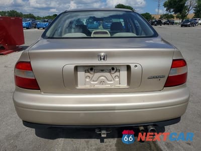 Zdjęcie 6 z 13 samochodu: 1994 HONDA ACCORD EX VIN:1HGCD5653RA104444 - miniatura